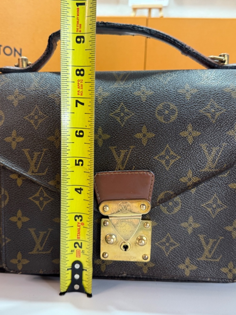 LOUIS VUITTON MONCEAU MONOGRAM BAG! - Picture 15 of 17
